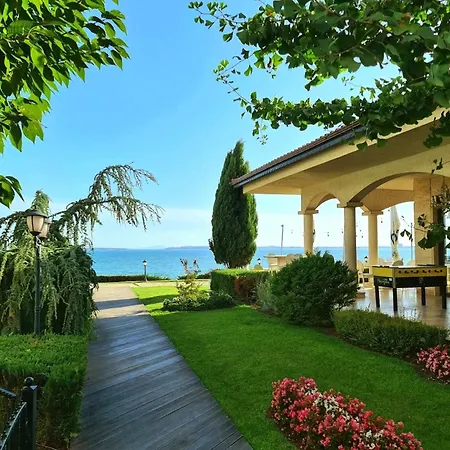 Apartment Star Dreams With Glass Veranda *